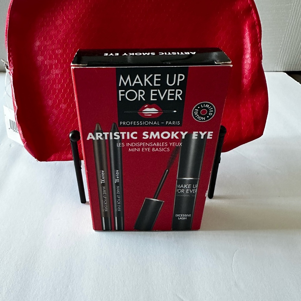 Makeup Forever Artistic Smoky Eye Set - Black and Red - Picture 4 of 4